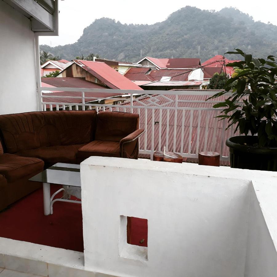 Bumimi Homestay Painan المظهر الخارجي الصورة